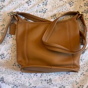 Vintage Coach 9816 Tan Slim Duffle Bag Purse